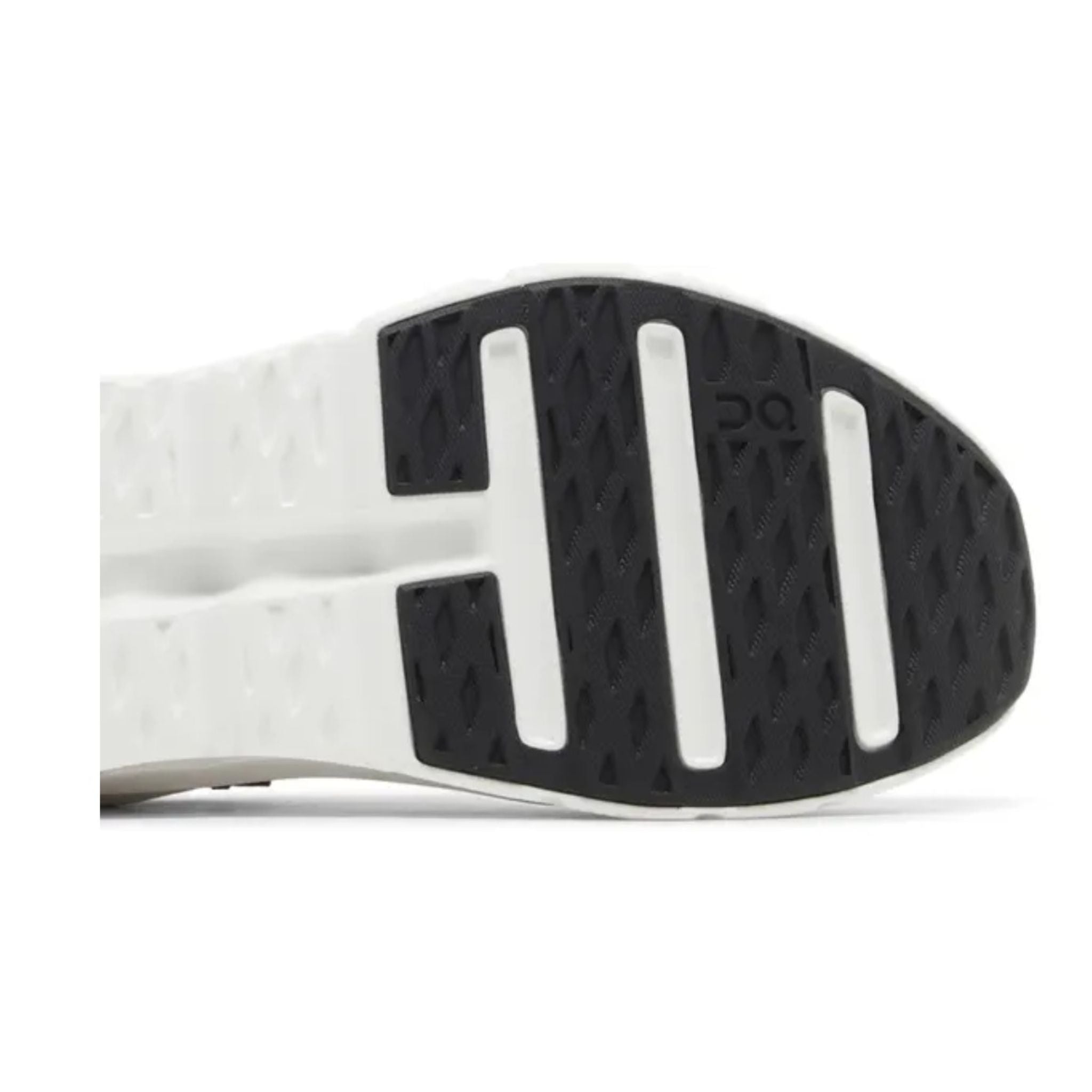 On Cloudtilt 'Black Ivory'