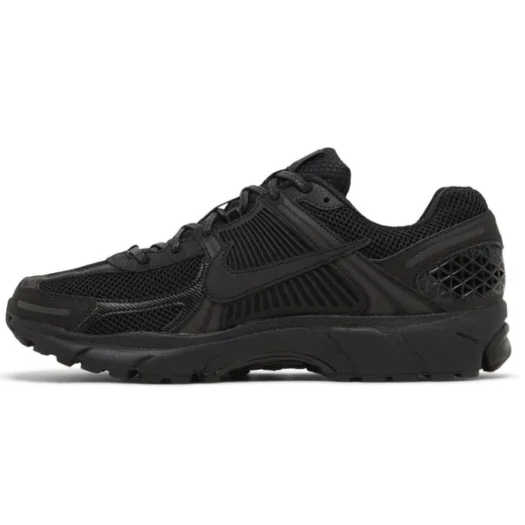 Nike Air Zoom Vomero 5 'Triple Black'
