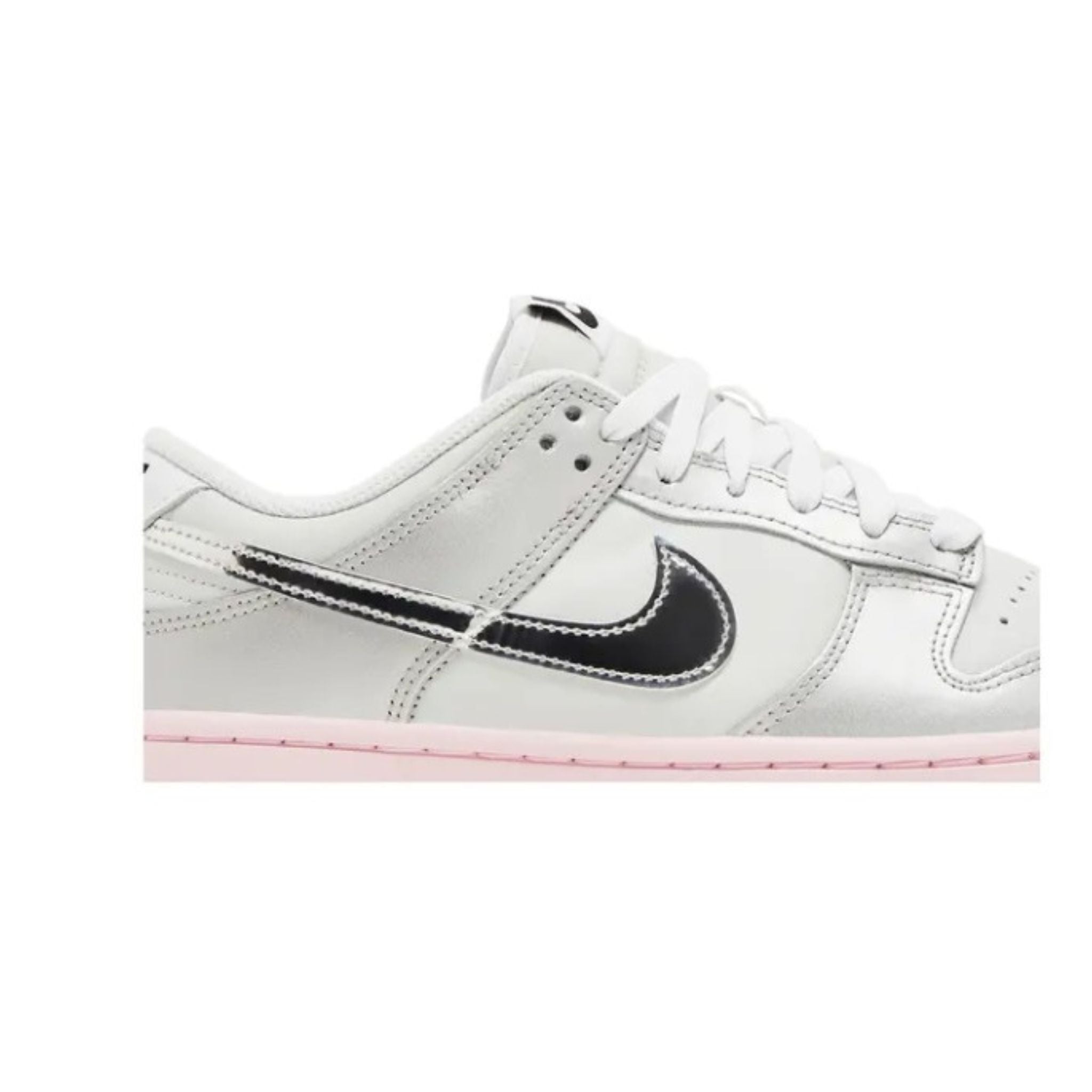 Nike Dunk Low LX 'Photon Dust Pink Foam'